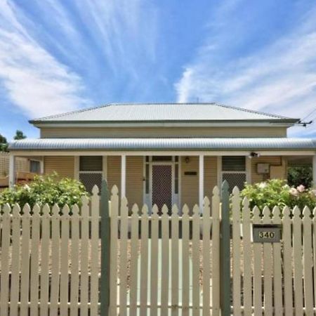 Maeville Cottage ブロークンヒル エクステリア 写真